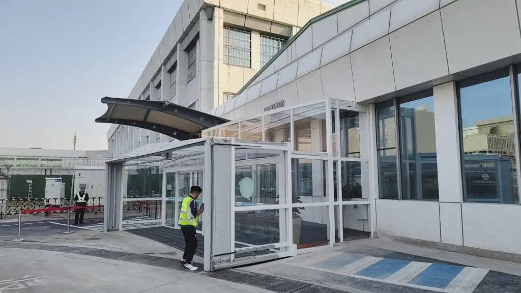Beijing Capital Airport sunroom corridor project case